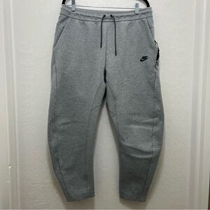 Men’s Nike Tech Fleece Joggers Size L